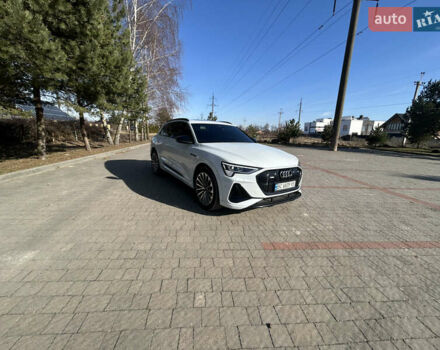 Белый Ауди E-Tron, объемом двигателя 0 л и пробегом 59 тыс. км за 44999 $, фото 9 на Automoto.ua