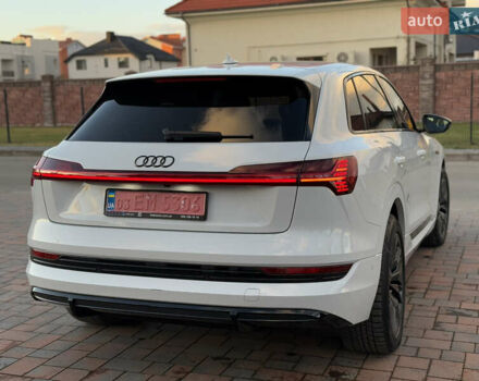 Белый Ауди E-Tron, объемом двигателя 0 л и пробегом 55 тыс. км за 43000 $, фото 45 на Automoto.ua