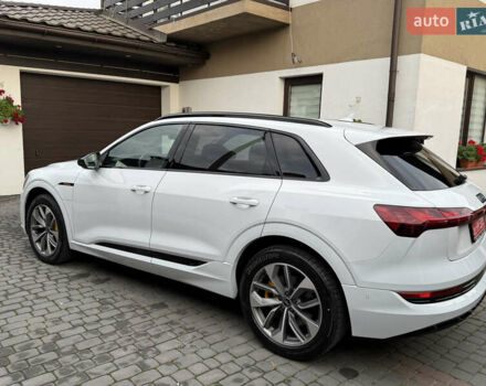 Белый Ауди E-Tron, объемом двигателя 0 л и пробегом 60 тыс. км за 34700 $, фото 23 на Automoto.ua