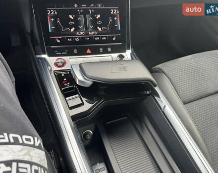 Белый Ауди E-Tron, объемом двигателя 0 л и пробегом 42 тыс. км за 51400 $, фото 9 на Automoto.ua