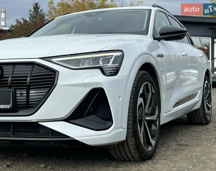 Белый Ауди E-Tron, объемом двигателя 0 л и пробегом 41 тыс. км за 42727 $, фото 10 на Automoto.ua
