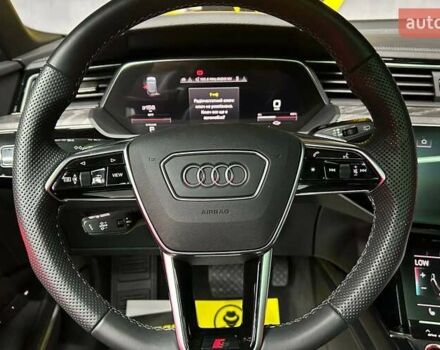 Білий Ауді E-Tron, об'ємом двигуна 0 л та пробігом 13 тис. км за 42500 $, фото 13 на Automoto.ua