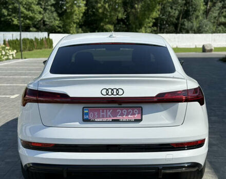 Белый Ауди E-Tron, объемом двигателя 0 л и пробегом 99 тыс. км за 34800 $, фото 5 на Automoto.ua