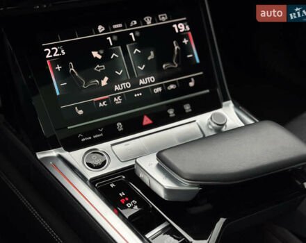 Белый Ауди E-Tron, объемом двигателя 0 л и пробегом 20 тыс. км за 51500 $, фото 18 на Automoto.ua