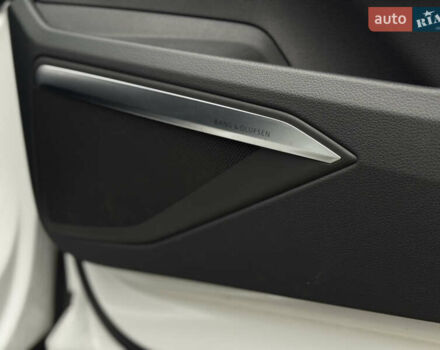 Белый Ауди E-Tron, объемом двигателя 0 л и пробегом 20 тыс. км за 51500 $, фото 27 на Automoto.ua