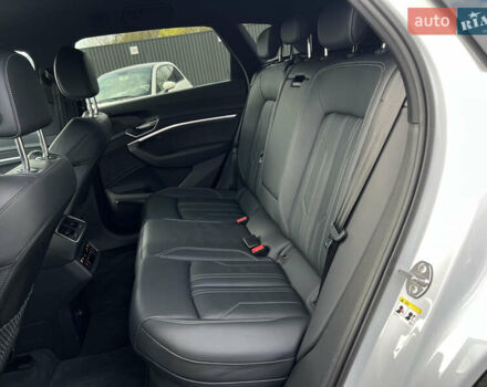 Белый Ауди E-Tron, объемом двигателя 0 л и пробегом 23 тыс. км за 44483 $, фото 28 на Automoto.ua