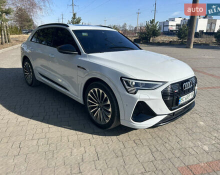 Белый Ауди E-Tron, объемом двигателя 0 л и пробегом 59 тыс. км за 44999 $, фото 3 на Automoto.ua