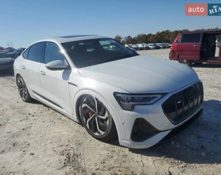 Білий Ауді E-Tron, об'ємом двигуна 0 л та пробігом 51 тис. км за 19100 $, фото 1 на Automoto.ua