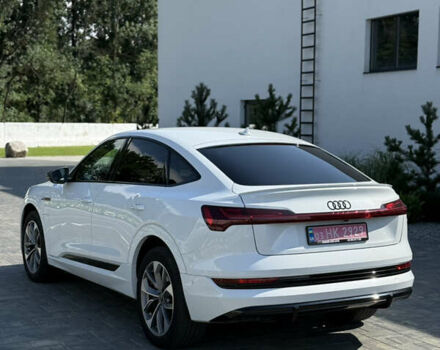 Белый Ауди E-Tron, объемом двигателя 0 л и пробегом 99 тыс. км за 34800 $, фото 4 на Automoto.ua