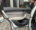 Белый Ауди E-Tron, объемом двигателя 0 л и пробегом 60 тыс. км за 34700 $, фото 37 на Automoto.ua