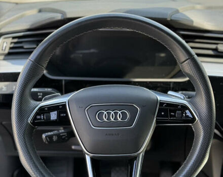 Белый Ауди E-Tron, объемом двигателя 0 л и пробегом 99 тыс. км за 34800 $, фото 12 на Automoto.ua