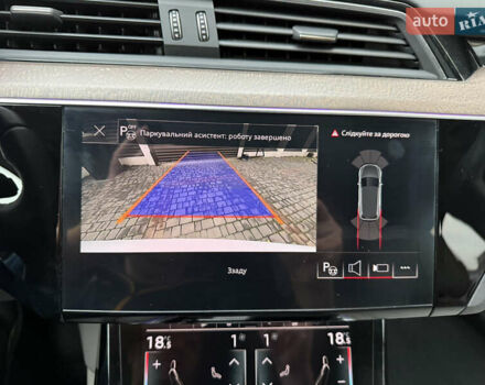 Белый Ауди E-Tron, объемом двигателя 0 л и пробегом 60 тыс. км за 34700 $, фото 69 на Automoto.ua