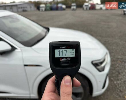 Белый Ауди E-Tron, объемом двигателя 0 л и пробегом 20 тыс. км за 51500 $, фото 46 на Automoto.ua
