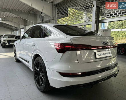 Белый Ауди E-Tron, объемом двигателя 0 л и пробегом 41 тыс. км за 47000 $, фото 19 на Automoto.ua