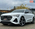 Белый Ауди E-Tron, объемом двигателя 0 л и пробегом 41 тыс. км за 42727 $, фото 3 на Automoto.ua