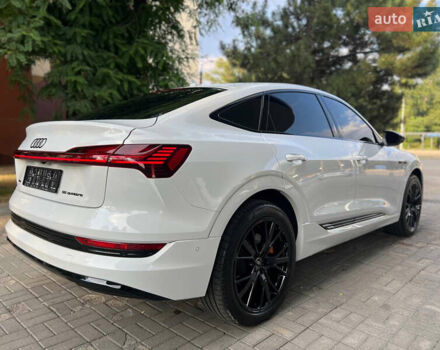 Білий Ауді E-Tron, об'ємом двигуна 0 л та пробігом 22 тис. км за 41500 $, фото 18 на Automoto.ua