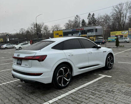 Белый Ауди E-Tron, объемом двигателя 0 л и пробегом 31 тыс. км за 38400 $, фото 7 на Automoto.ua