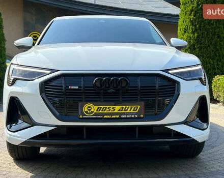 Белый Ауди E-Tron, объемом двигателя 0 л и пробегом 33 тыс. км за 42990 $, фото 1 на Automoto.ua