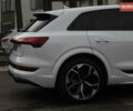 Білий Ауді E-Tron, об'ємом двигуна 0 л та пробігом 11 тис. км за 49700 $, фото 3 на Automoto.ua