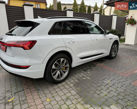 Белый Ауди E-Tron, объемом двигателя 0 л и пробегом 60 тыс. км за 34700 $, фото 13 на Automoto.ua
