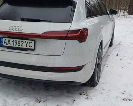 Белый Ауди E-Tron, объемом двигателя 0 л и пробегом 19 тыс. км за 49999 $, фото 20 на Automoto.ua
