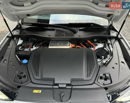 Белый Ауди E-Tron, объемом двигателя 0 л и пробегом 60 тыс. км за 34700 $, фото 78 на Automoto.ua