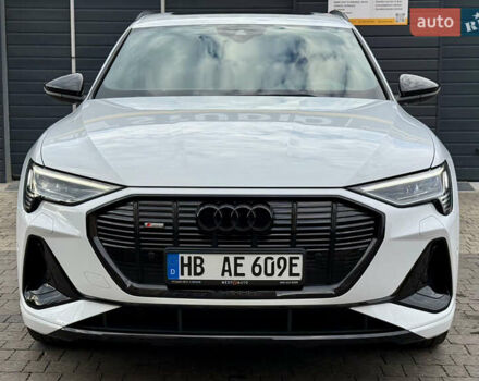 Белый Ауди E-Tron, объемом двигателя 0 л и пробегом 40 тыс. км за 46500 $, фото 1 на Automoto.ua