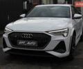Білий Ауді E-Tron, об'ємом двигуна 0 л та пробігом 11 тис. км за 49700 $, фото 1 на Automoto.ua