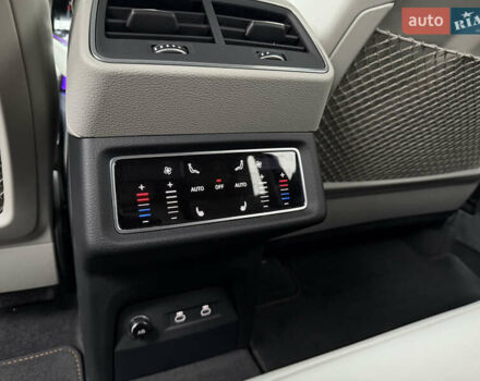 Белый Ауди E-Tron, объемом двигателя 0 л и пробегом 60 тыс. км за 34700 $, фото 41 на Automoto.ua