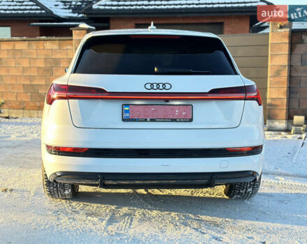 Белый Ауди E-Tron, объемом двигателя 0 л и пробегом 39 тыс. км за 44800 $, фото 5 на Automoto.ua