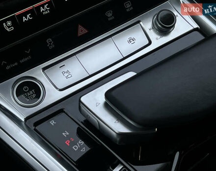 Белый Ауди E-Tron, объемом двигателя 0 л и пробегом 41 тыс. км за 42727 $, фото 59 на Automoto.ua