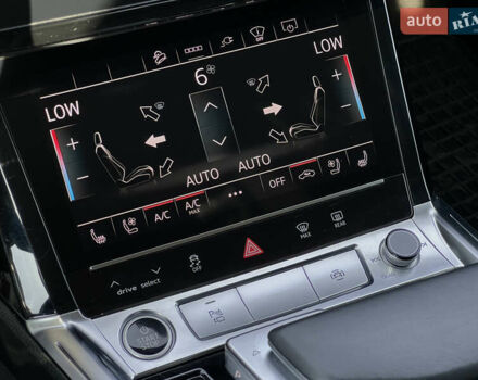 Белый Ауди E-Tron, объемом двигателя 0 л и пробегом 41 тыс. км за 42727 $, фото 58 на Automoto.ua