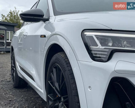 Белый Ауди E-Tron, объемом двигателя 0 л и пробегом 23 тыс. км за 44483 $, фото 9 на Automoto.ua