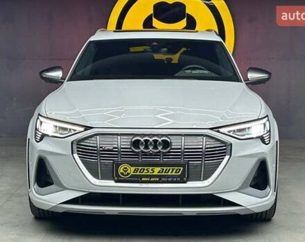 Білий Ауді E-Tron, об'ємом двигуна 0 л та пробігом 13 тис. км за 42500 $, фото 1 на Automoto.ua