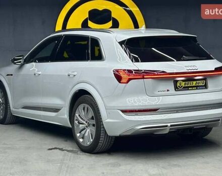Білий Ауді E-Tron, об'ємом двигуна 0 л та пробігом 13 тис. км за 42500 $, фото 3 на Automoto.ua