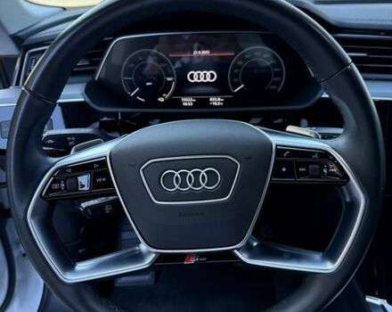 Белый Ауди E-Tron, объемом двигателя 0 л и пробегом 16 тыс. км за 44000 $, фото 27 на Automoto.ua