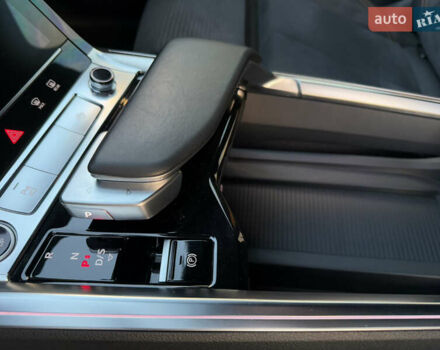 Белый Ауди E-Tron, объемом двигателя 0 л и пробегом 55 тыс. км за 43000 $, фото 20 на Automoto.ua