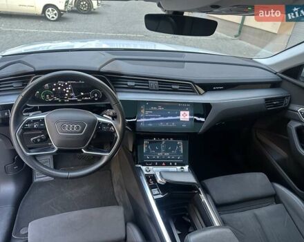 Белый Ауди E-Tron, объемом двигателя 0 л и пробегом 150 тыс. км за 33500 $, фото 24 на Automoto.ua