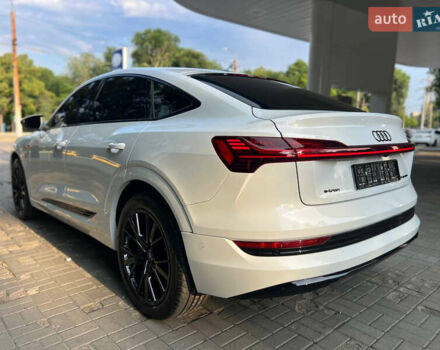Білий Ауді E-Tron, об'ємом двигуна 0 л та пробігом 22 тис. км за 41500 $, фото 22 на Automoto.ua