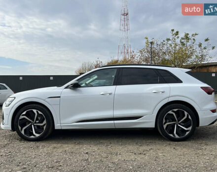 Белый Ауди E-Tron, объемом двигателя 0 л и пробегом 41 тыс. км за 42727 $, фото 4 на Automoto.ua