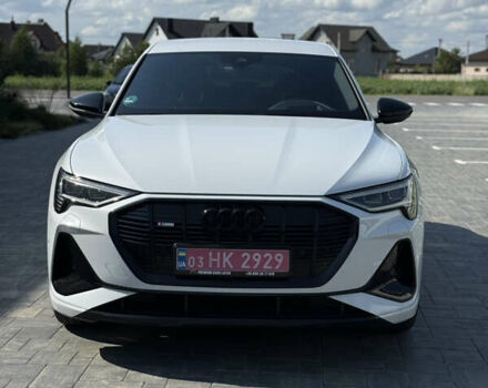 Белый Ауди E-Tron, объемом двигателя 0 л и пробегом 99 тыс. км за 34800 $, фото 2 на Automoto.ua