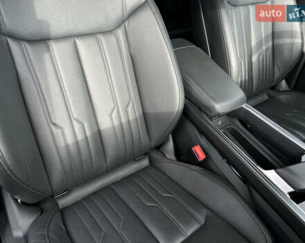 Белый Ауди E-Tron, объемом двигателя 0 л и пробегом 41 тыс. км за 42727 $, фото 48 на Automoto.ua