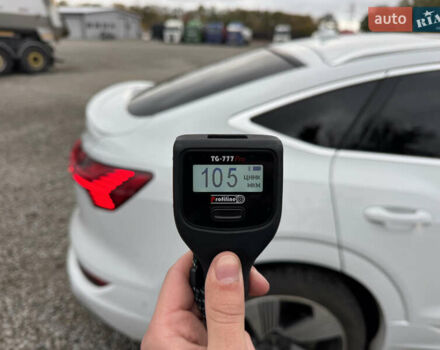 Белый Ауди E-Tron, объемом двигателя 0 л и пробегом 20 тыс. км за 51500 $, фото 43 на Automoto.ua