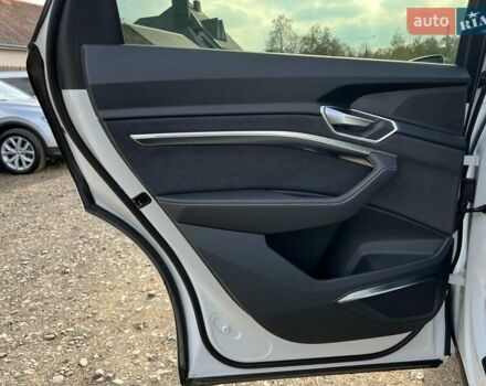 Белый Ауди E-Tron, объемом двигателя 0 л и пробегом 23 тыс. км за 44483 $, фото 31 на Automoto.ua