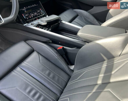 Белый Ауди E-Tron, объемом двигателя 0 л и пробегом 23 тыс. км за 44483 $, фото 26 на Automoto.ua