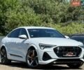 Белый Ауди E-Tron, объемом двигателя 0 л и пробегом 48 тыс. км за 47429 $, фото 1 на Automoto.ua