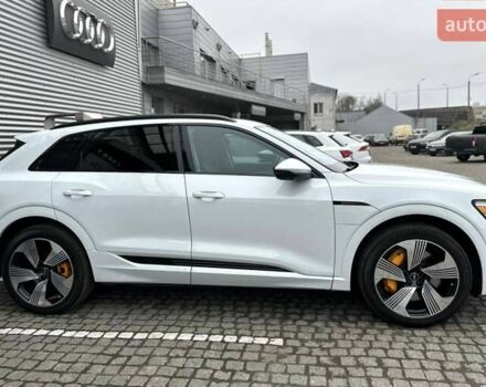 Білий Ауді E-Tron, об'ємом двигуна 0 л та пробігом 27 тис. км за 39900 $, фото 2 на Automoto.ua