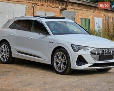 Белый Ауди E-Tron, объемом двигателя 0 л и пробегом 26 тыс. км за 48778 $, фото 90 на Automoto.ua