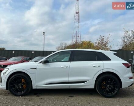 Белый Ауди E-Tron, объемом двигателя 0 л и пробегом 23 тыс. км за 44483 $, фото 4 на Automoto.ua