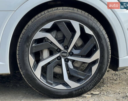 Белый Ауди E-Tron, объемом двигателя 0 л и пробегом 41 тыс. км за 42727 $, фото 15 на Automoto.ua